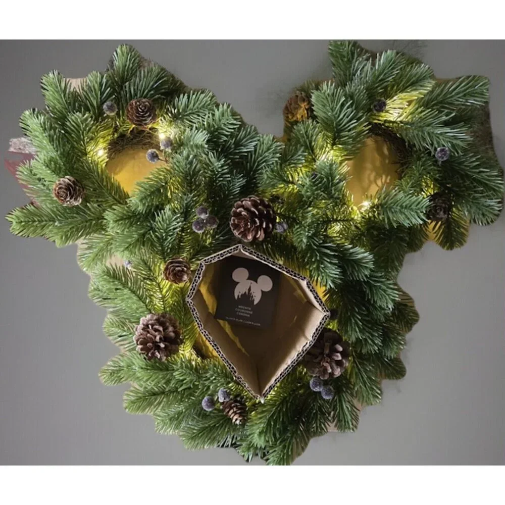 2024 Disney Parks Holiday Wreath Mickey Light Up Pine Cones  Christmas 17x18 New